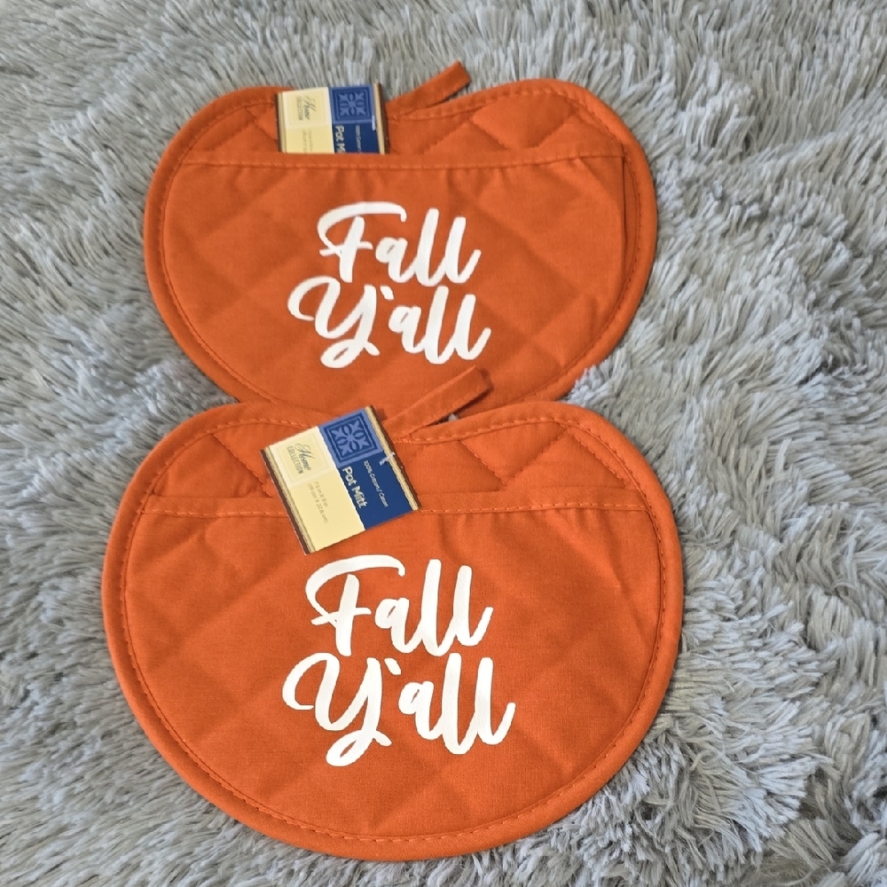 🆕️ Home Collection Orange Pot Mitts